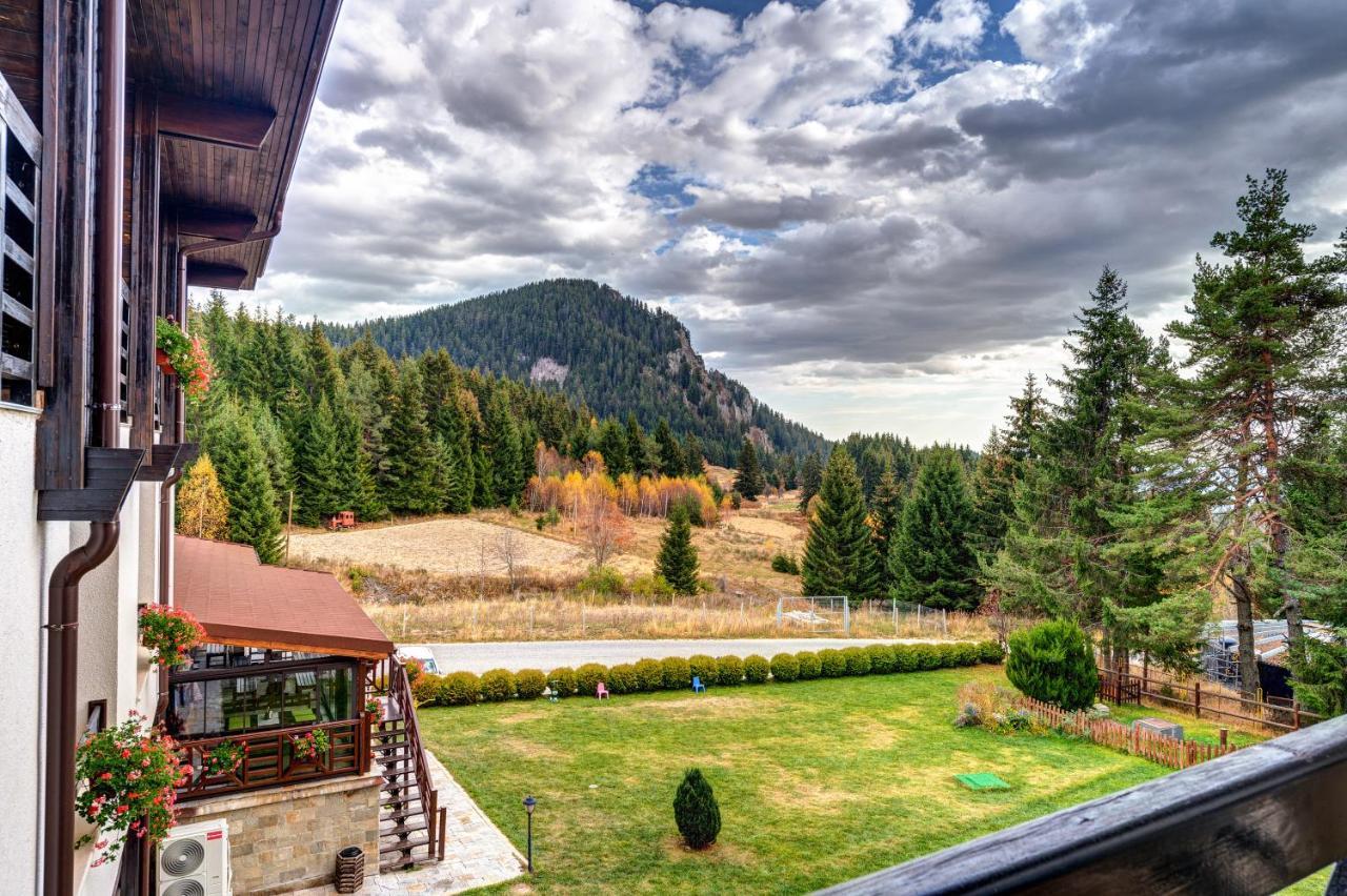 Secret Lake 533 At Oak Residence Smolyan Exterior photo