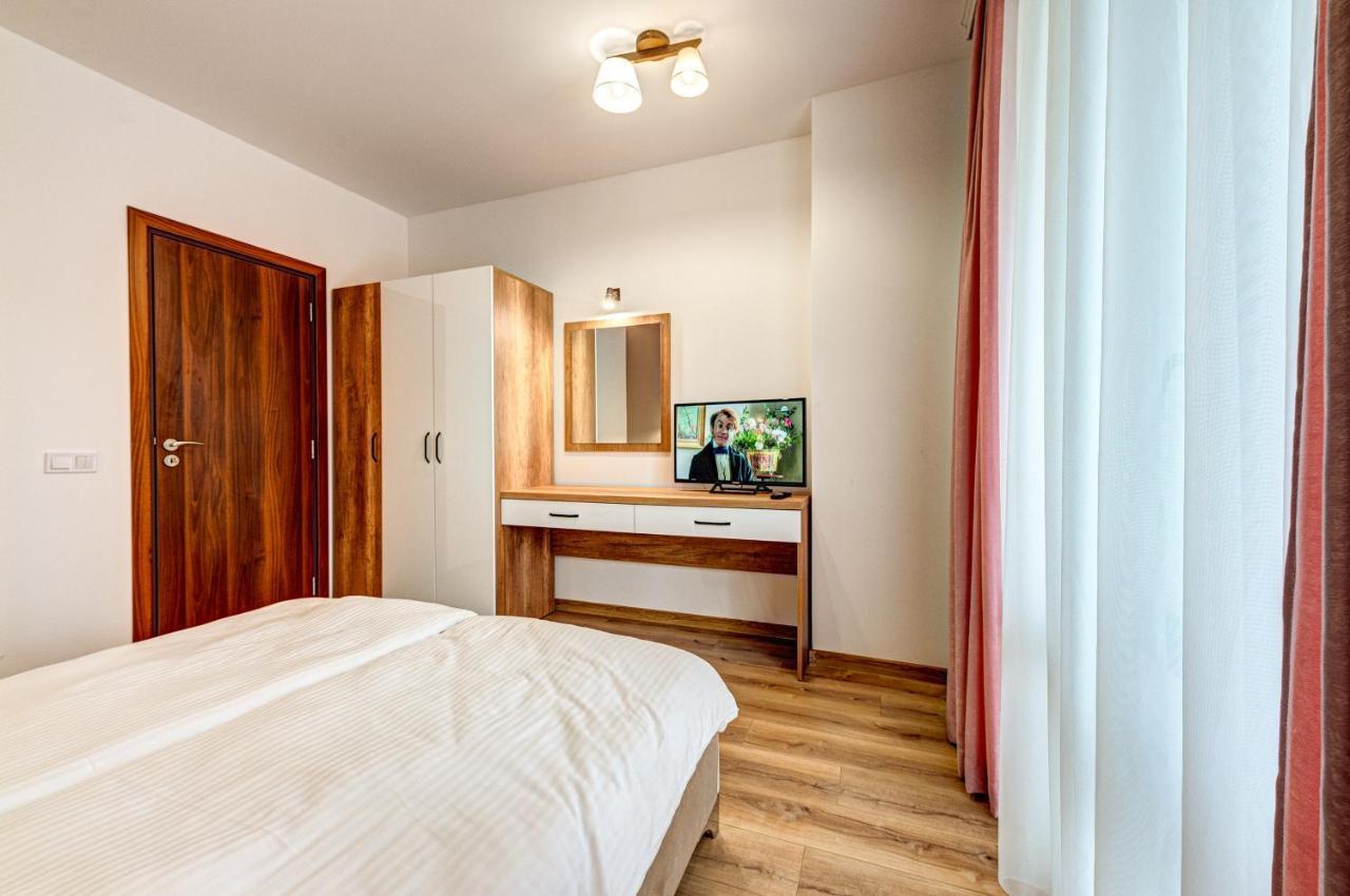Secret Lake 533 At Oak Residence Smolyan Exterior photo